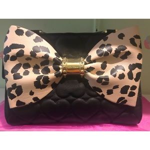 Betsey Johnson Handbag 👑 SALE ✨